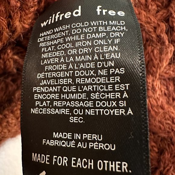 Aritzia Cardigan - Picture 4 of 8